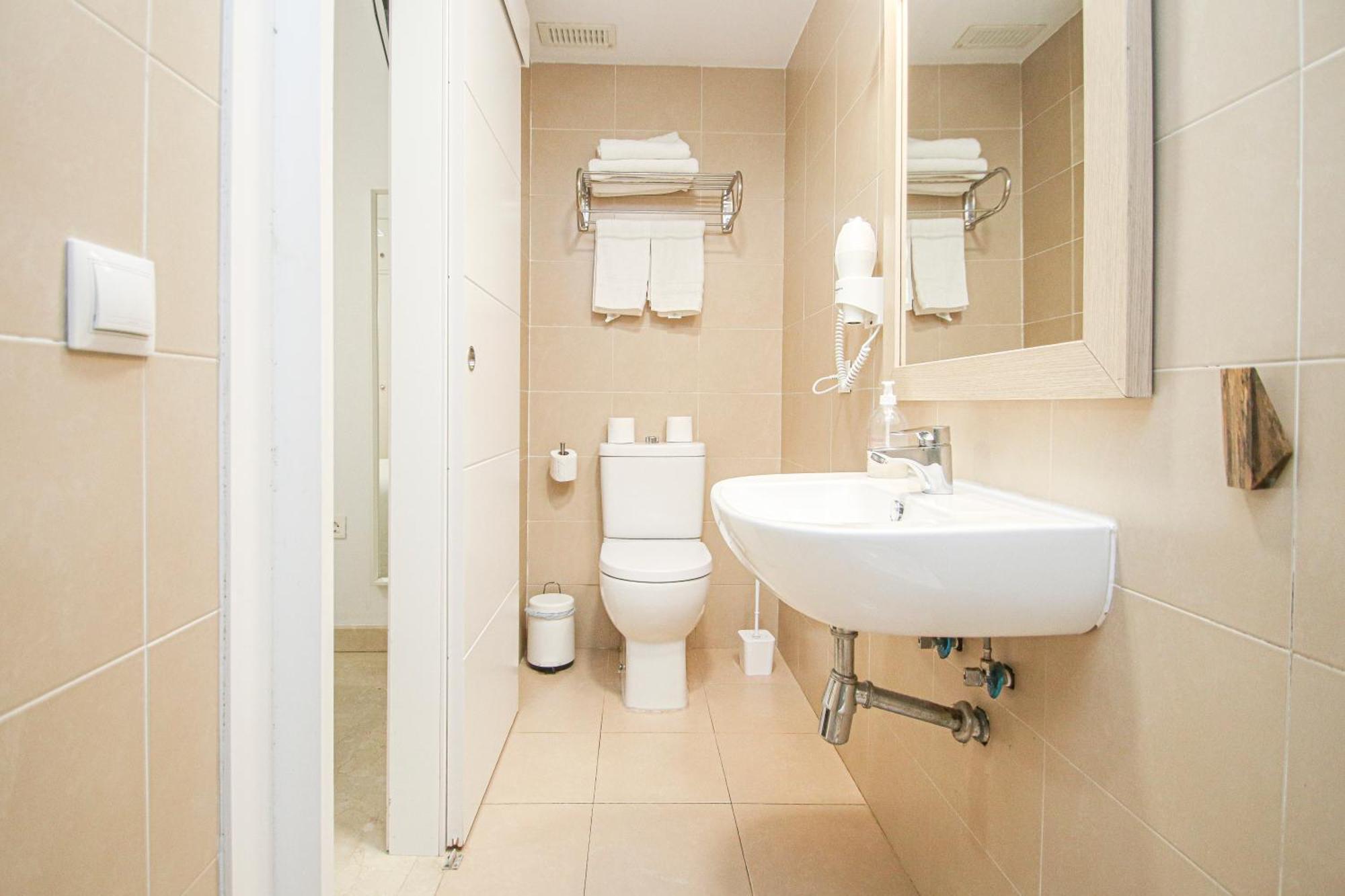 Charming Apt In The Center - 10M Walk Isla Magica 세비야 외부 사진